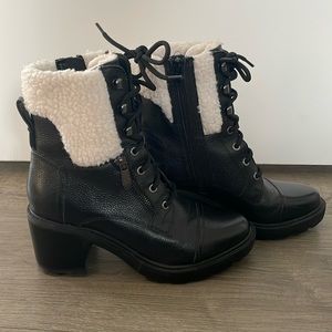 Like New Marc Fisher Lansly Black Boot